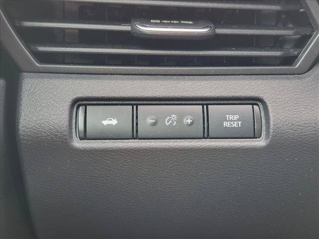 Used 2021 Nissan Altima 2.5 SR FWD image 14