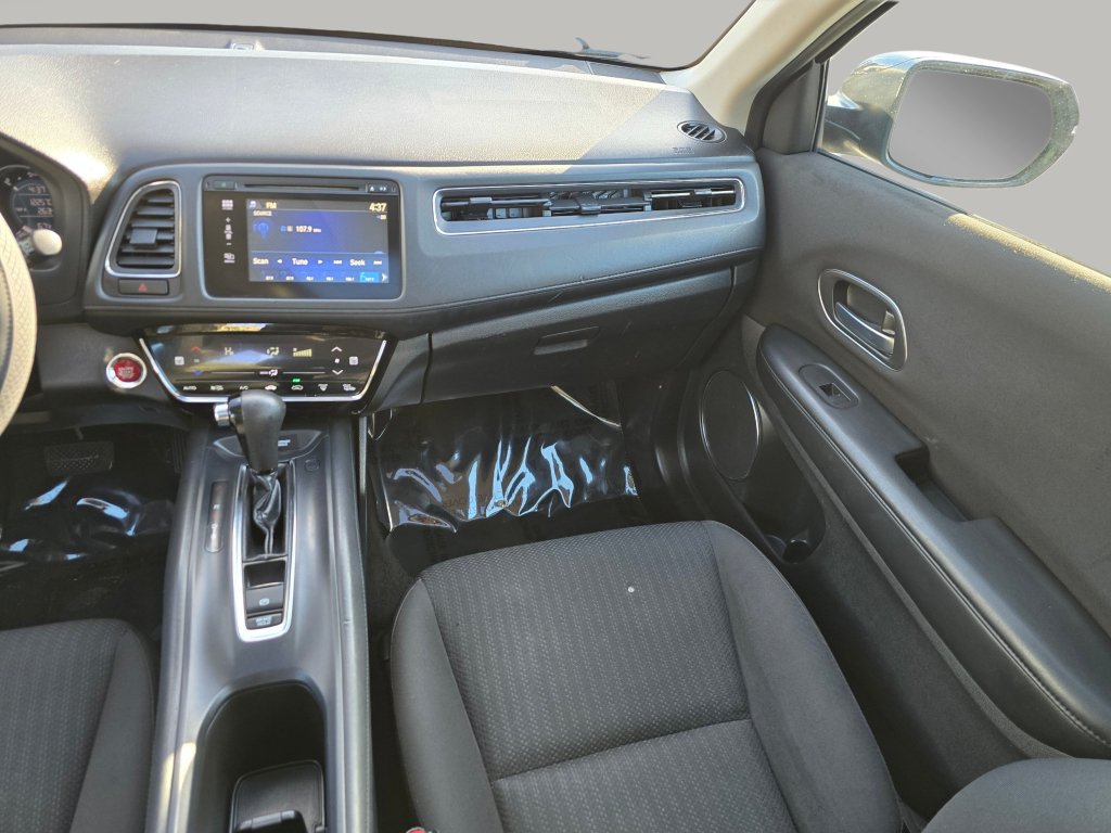 Used 2016 Honda HR-V EX image 2