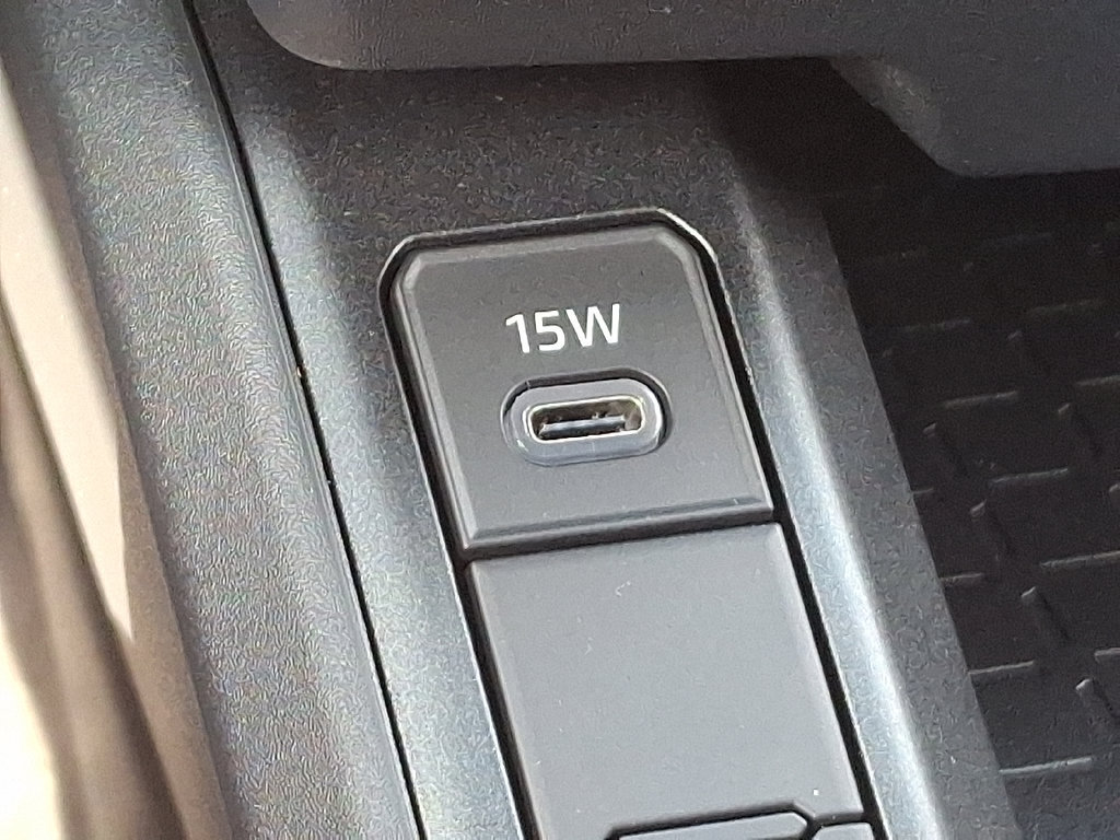 Used 2026 Toyota RAV4 SE w/ Convenience Package AWD/4WD image 25