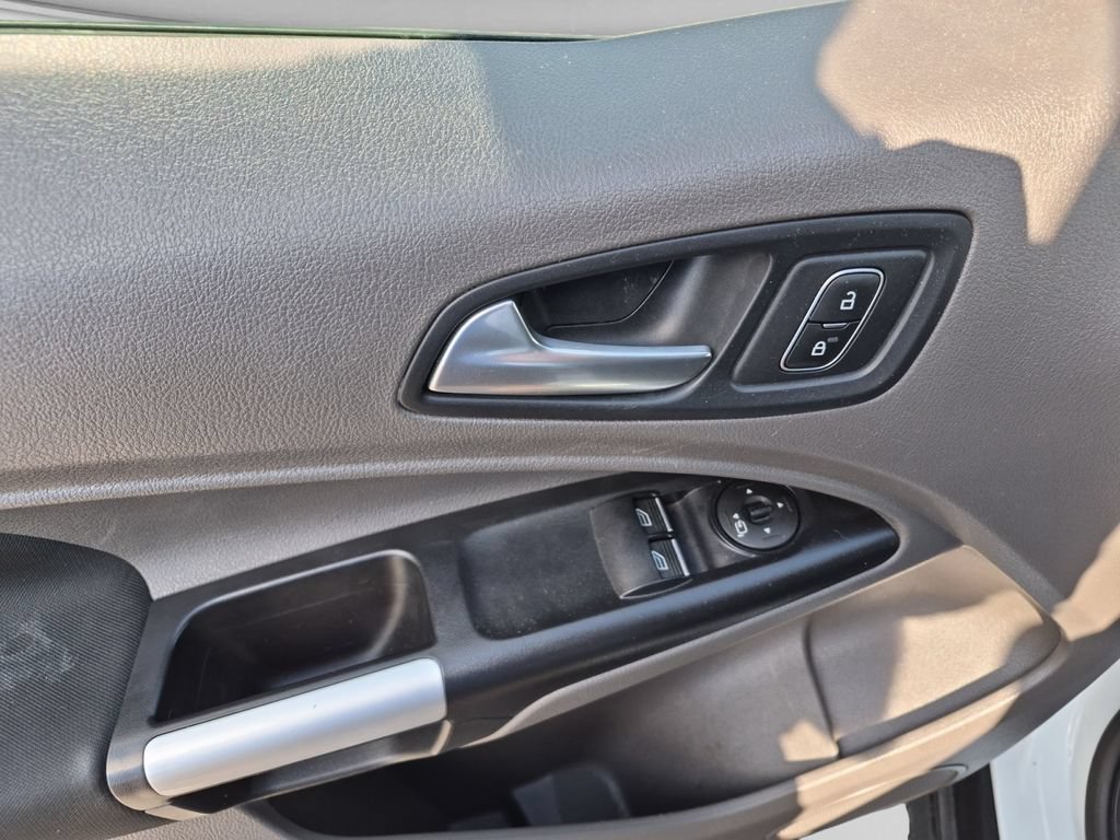 Used 2020 Ford Transit Connect XLT FWD image 11
