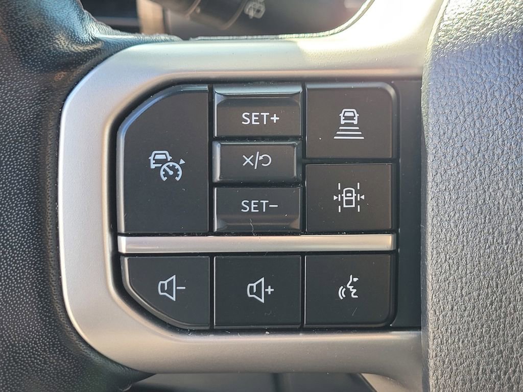 Used 2024 Ford Expedition Limited image 27