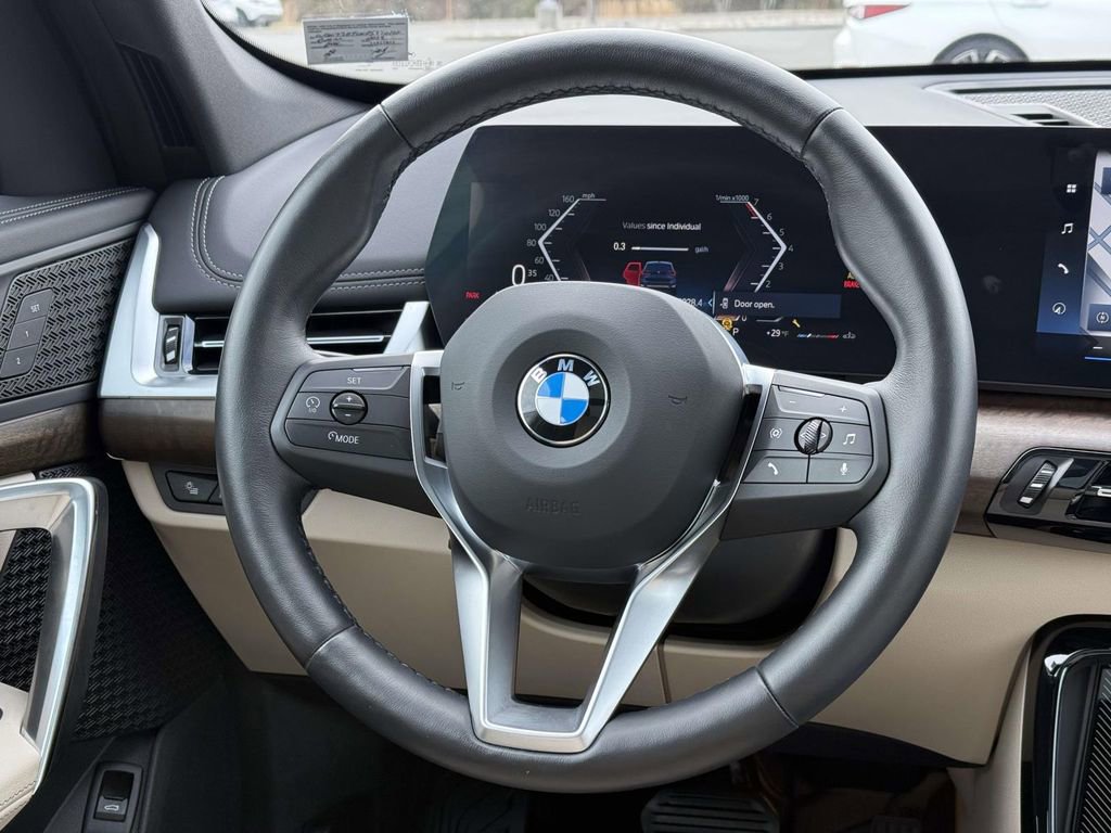 Used 2023 BMW X1 xDrive28i w/ Convenience Package image 9
