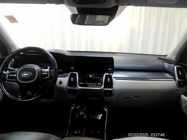 Used 2021 Kia Sorento SX image 32