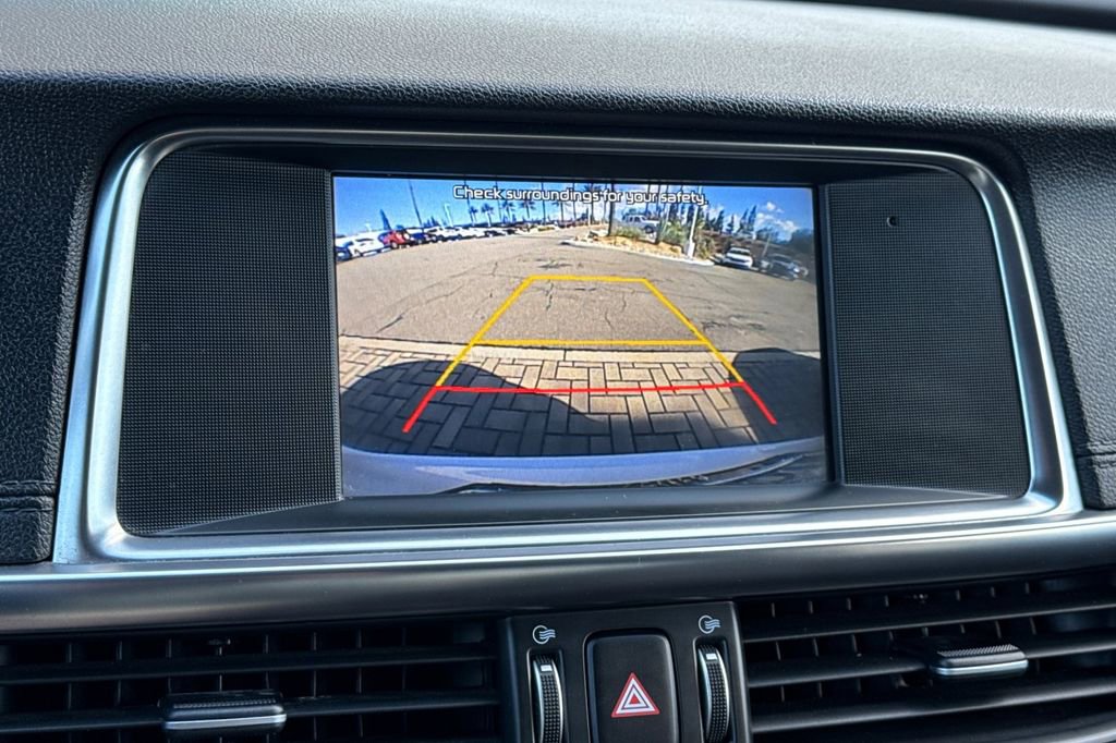 Used 2018 Kia Optima EX image 22