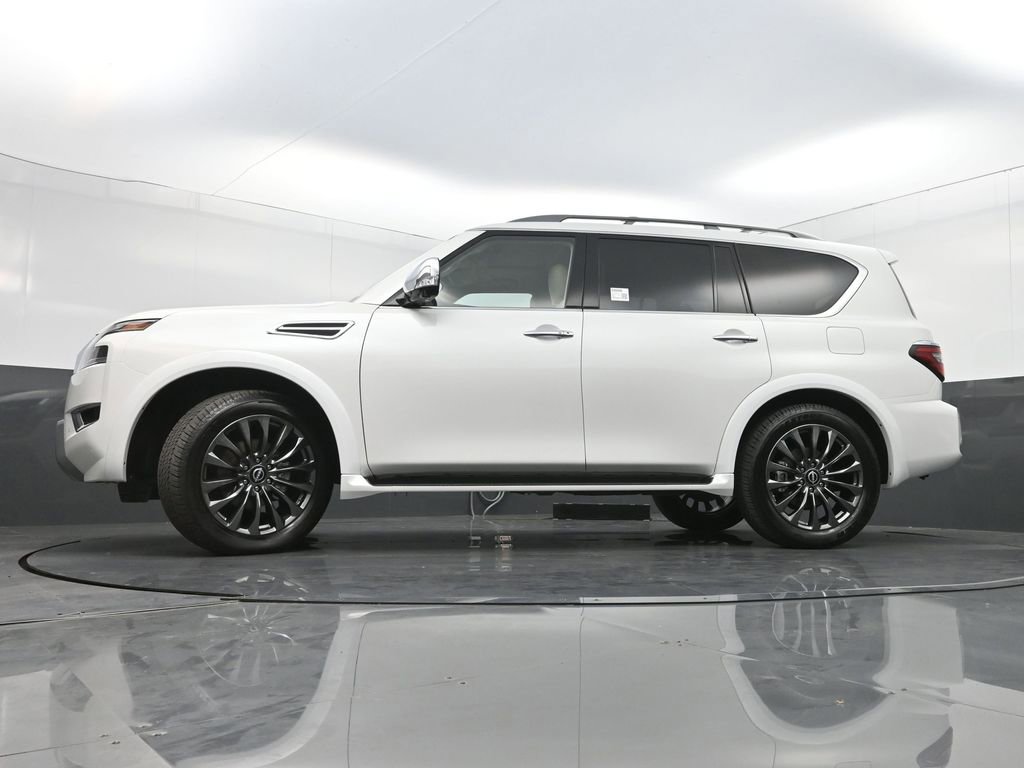 Used 2024 Nissan Armada Platinum w/ Captain's Chairs Package image 32