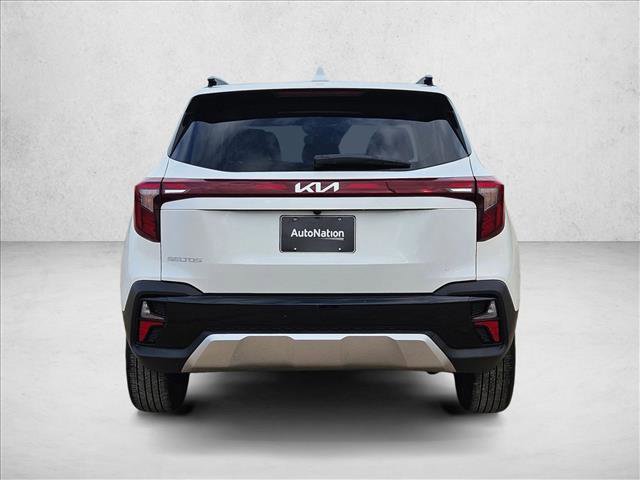Used 2025 Kia Seltos S image 7