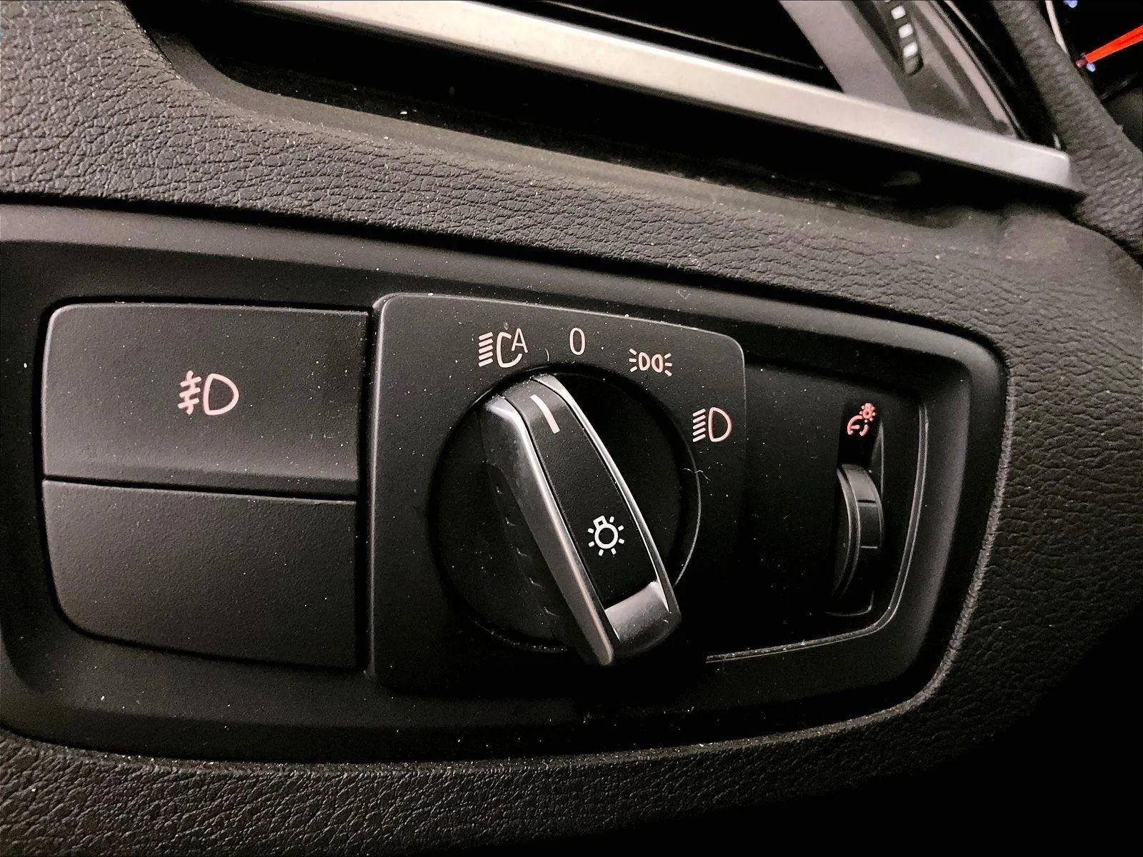 Used 2019 BMW X1 sDrive28i w/ Convenience Package image 30