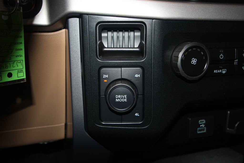 Used 2023 Ford F150 XLT image 17