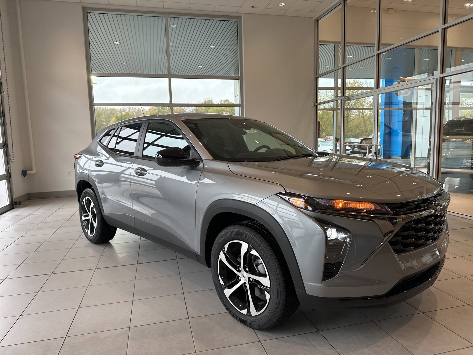 New 2026 Chevrolet Trax RS w/ Driver Confidence Package image 3