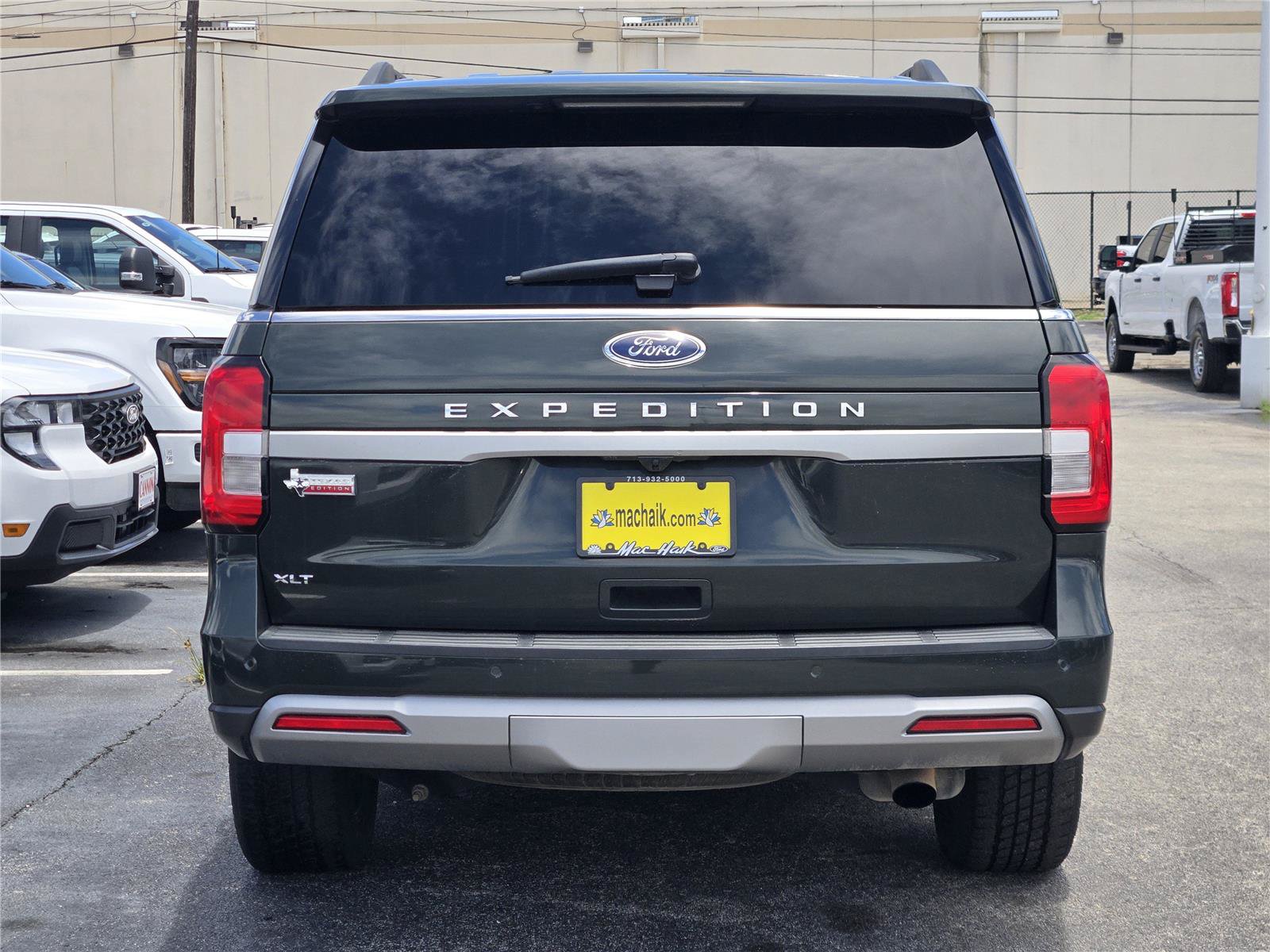 Certified 2023 Ford Expedition XLT RWD image 7