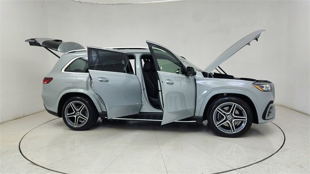 Used 2024 Mercedes-Benz GLS 450 4MATIC image 77