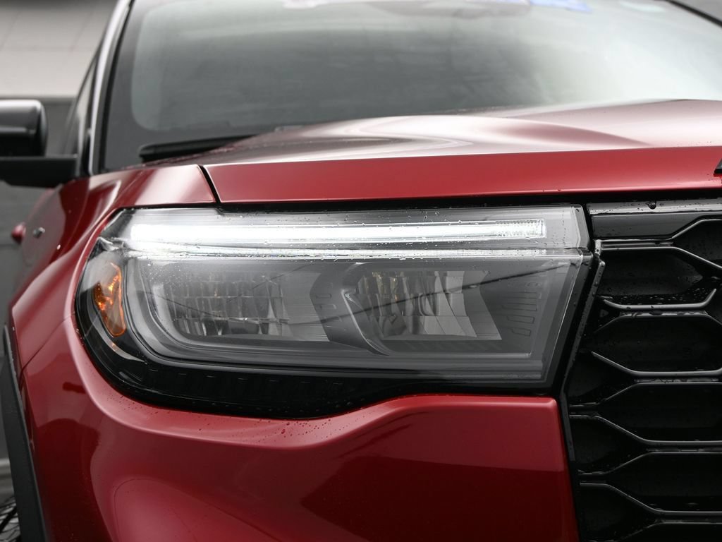 New 2026 Ford Explorer ST-Line w/ ST-Line Street Pack AWD/4WD image 4