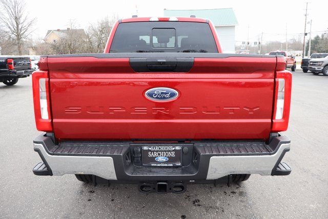 New 2026 Ford F350 XLT w/ FX4 Off-Road Package AWD/4WD image 15