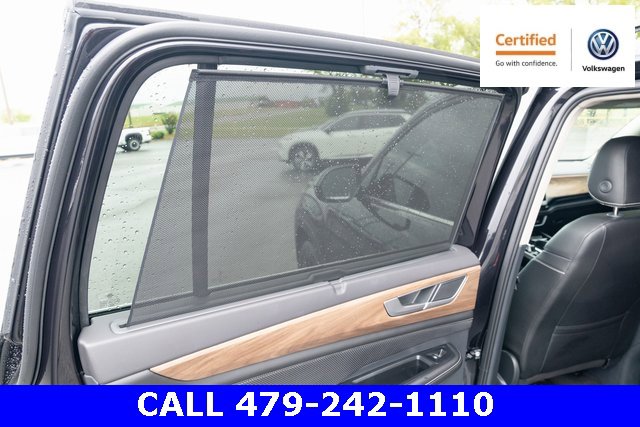 Certified 2024 Volkswagen Atlas SE w/ Black Wheel Package image 13