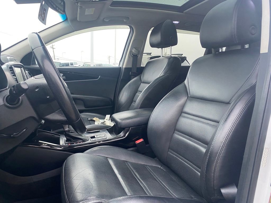 Used 2020 Kia Sorento SX image 21