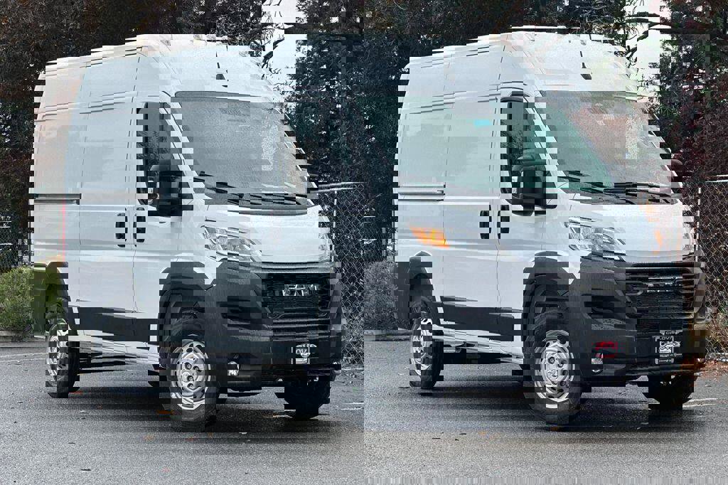 New 2025 RAM ProMaster 2500 w/ Convenience Group image 2