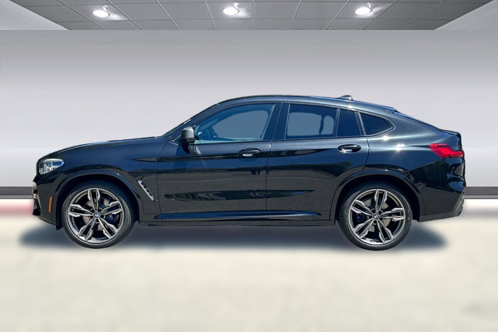 Used 2020 BMW X4 M40i w/ Premium Package AWD/4WD image 2
