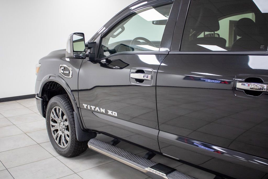 Used 2016 Nissan Titan Platinum Reserve image 33