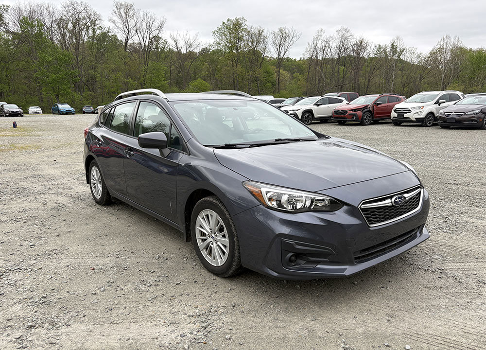 Used 2017 Subaru Impreza 2.0i Premium AWD/4WD image 3
