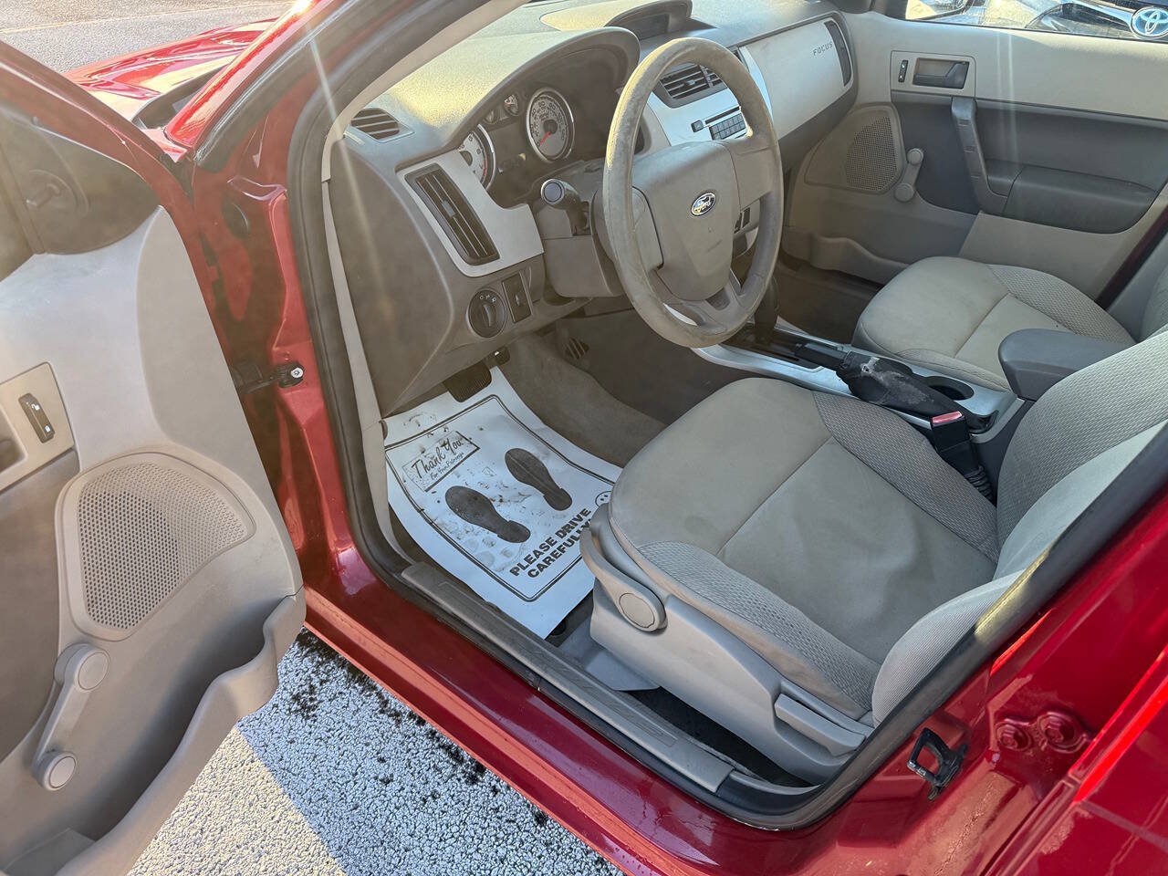Used 2011 Ford Focus S FWD image 7