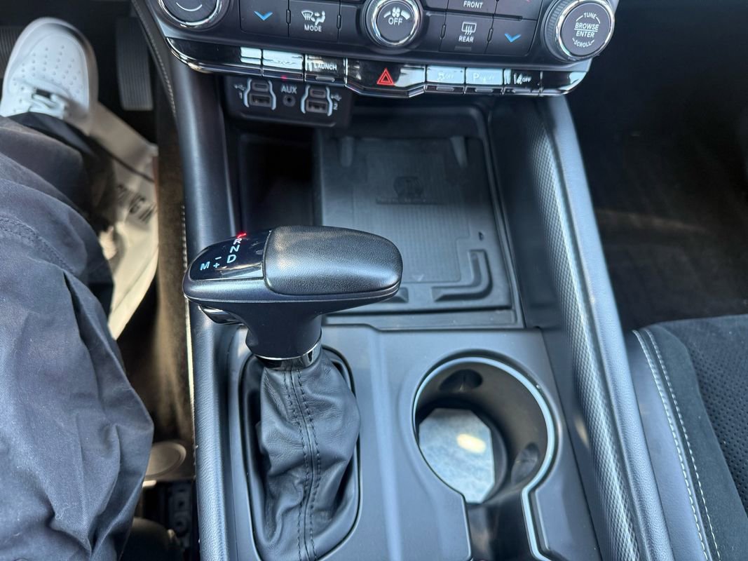 Used 2021 Dodge Durango SRT w/ Technology Group AWD/4WD image 28