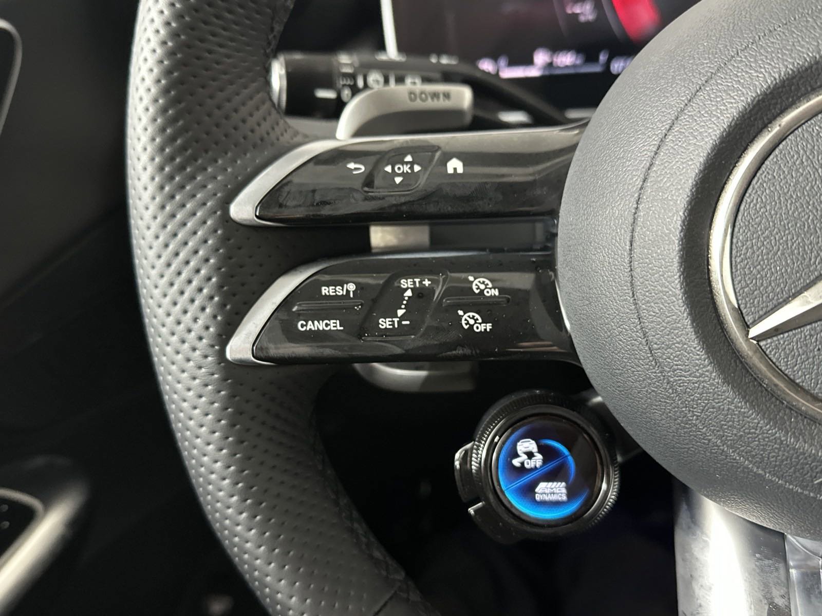 New 2025 Mercedes-Benz GLC 43 AMG 4MATIC image 17