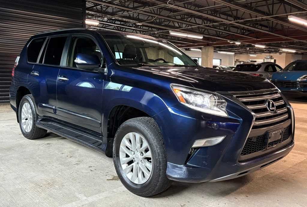 Used 2017 Lexus GX 460 Premium w/ Premium Package AWD/4WD image 12