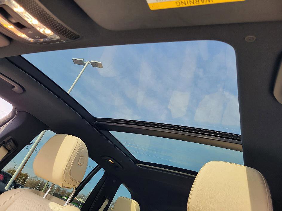 Used 2025 Mercedes-Benz GLS 450 4MATIC image 17