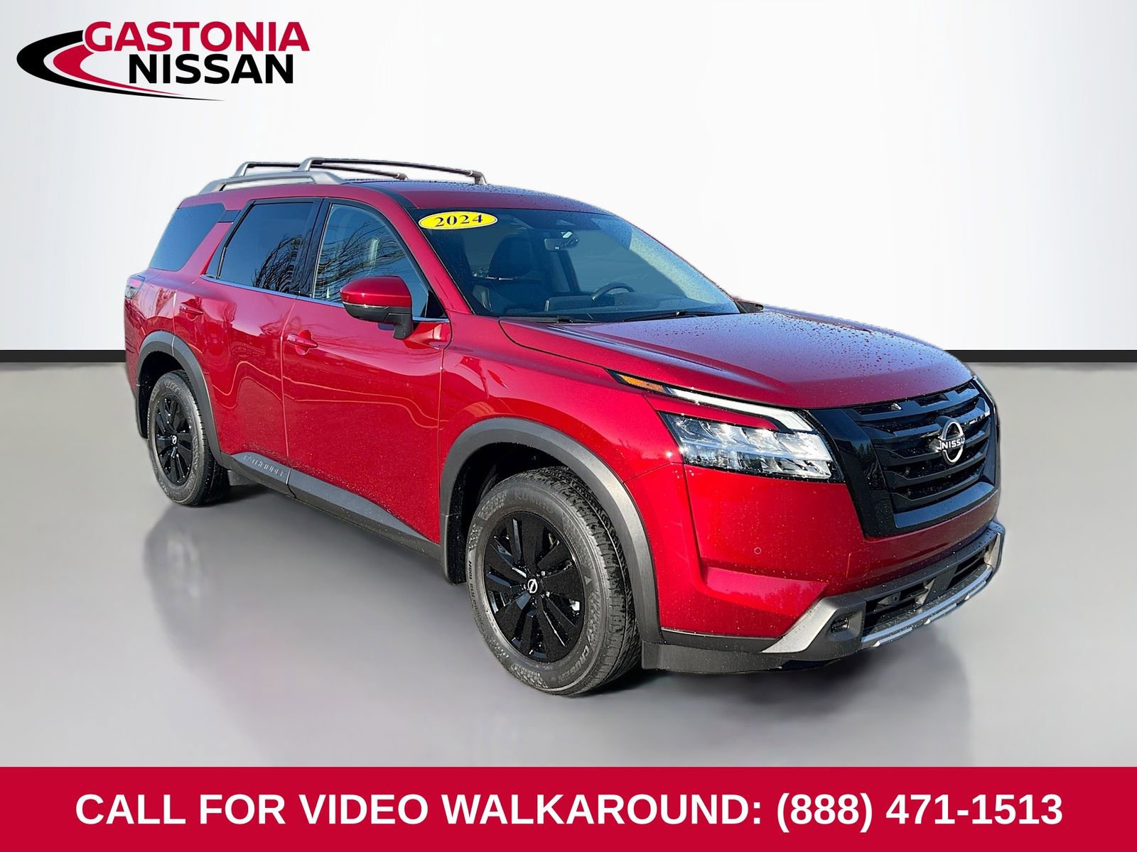 Used 2024 Nissan Pathfinder SL