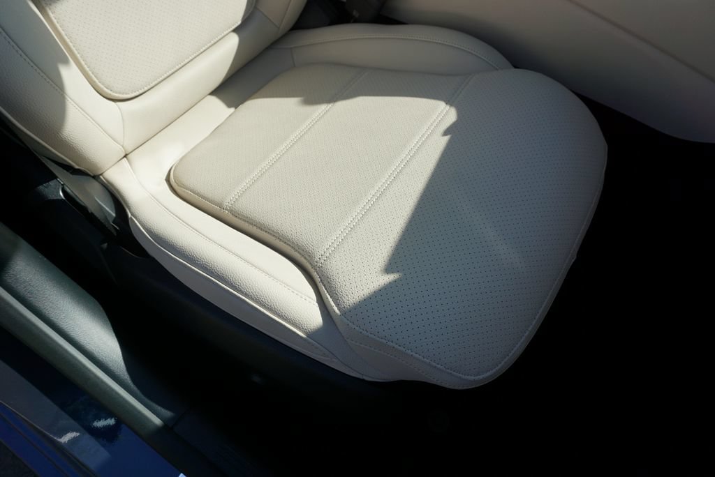 Certified 2025 Mercedes-Benz C 300 Sedan image 65