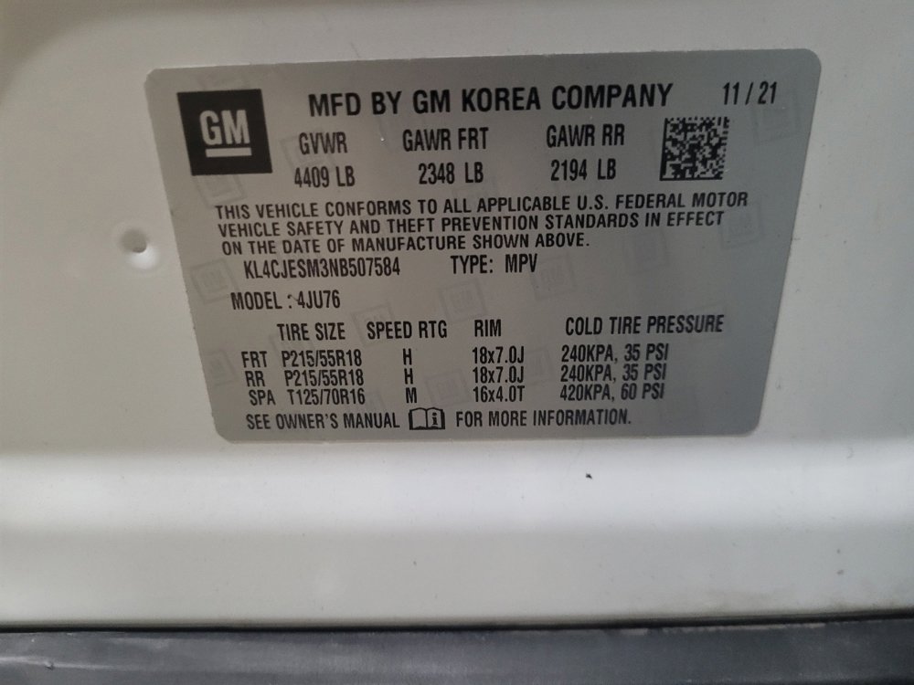 Used 2022 Buick Encore Preferred AWD/4WD image 33