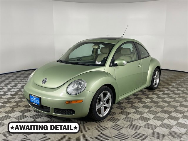 Used 2009 Volkswagen Beetle S image 1