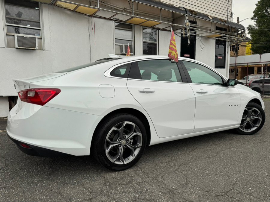 Used 2024 Chevrolet Malibu LT FWD image 4