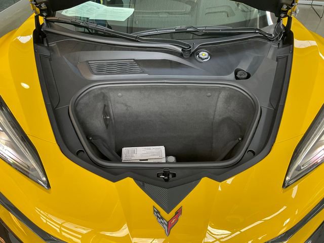 Used 2025 Chevrolet Corvette Z06 RWD image 19