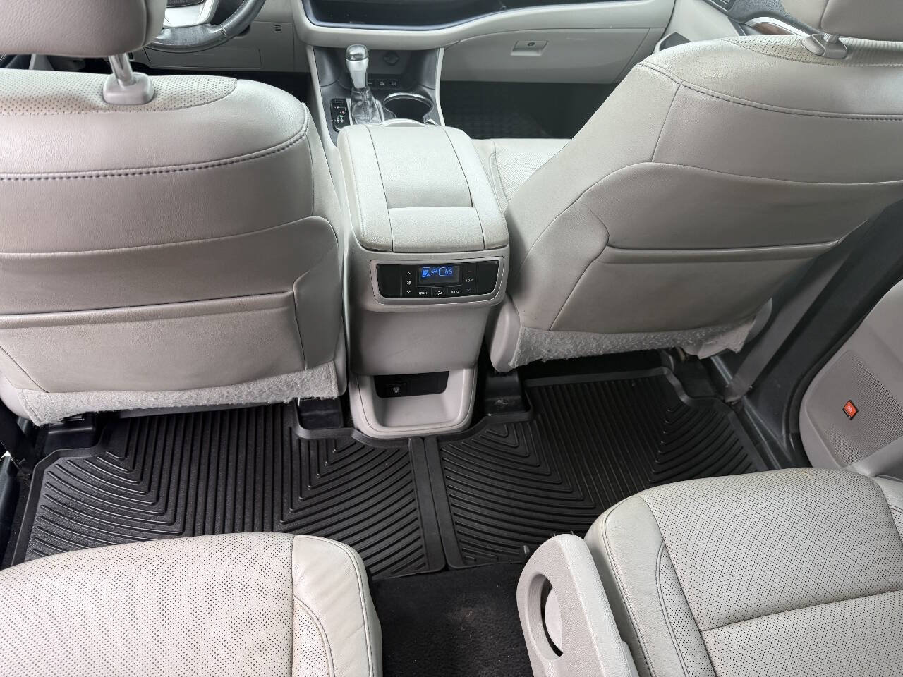 Used 2015 Toyota Highlander Limited AWD/4WD image 23