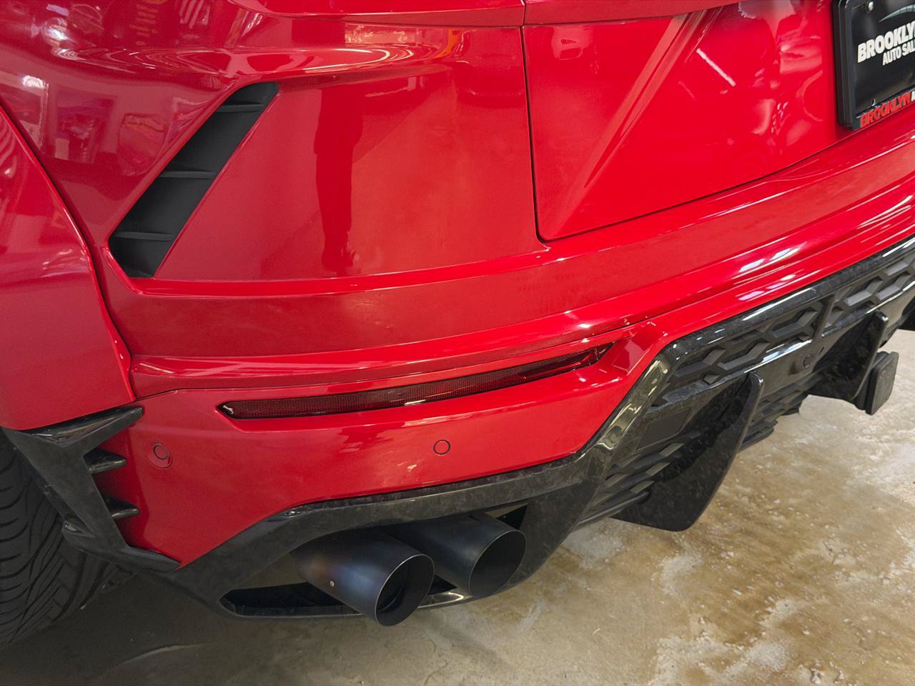 Used 2019 Lamborghini Urus AWD/4WD image 19