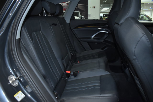 Used 2025 Audi Q5 Premium Plus w/ Premium Plus AWD/4WD image 28