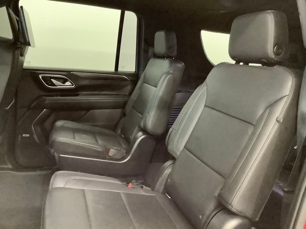 Used 2021 Chevrolet Suburban Z71 w/ Rear Media and Nav Package AWD/4WD image 7