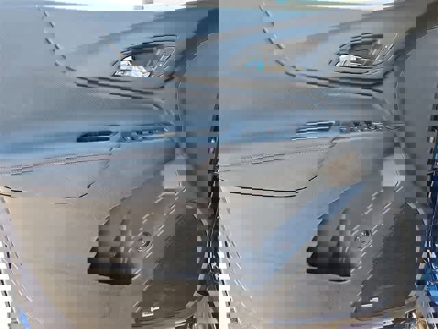 Used 2022 Chevrolet Equinox RS w/ RS Leather Package image 28