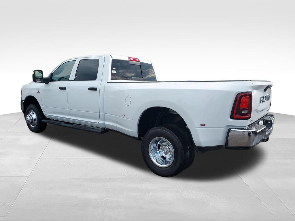 New 2027 RAM 3500 Tradesman AWD/4WD image 3