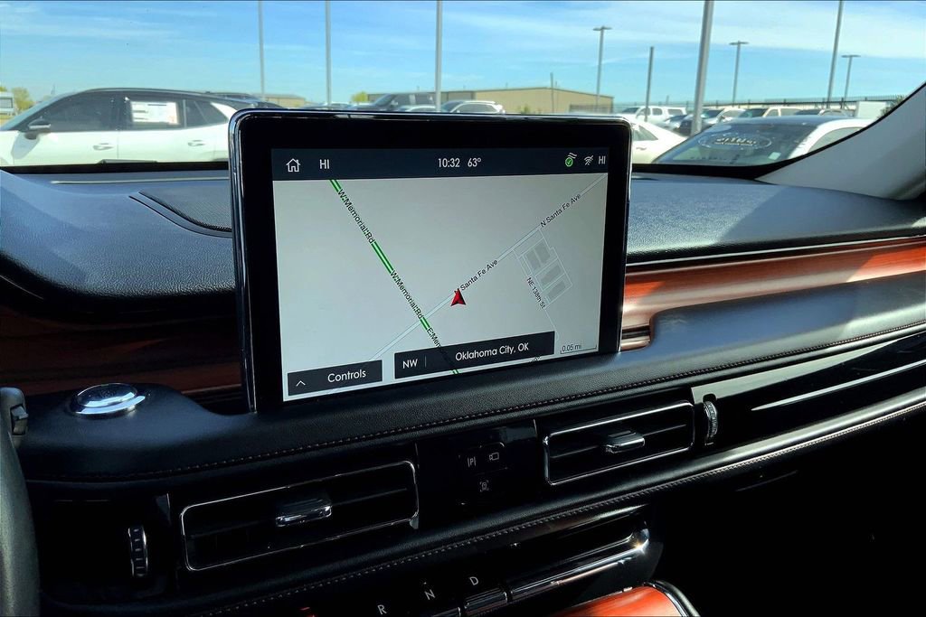 Used 2023 Lincoln Aviator Reserve w/ Equipment Group 201A image 20