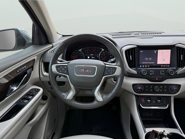 Used 2020 GMC Terrain Denali w/ Denali Premium Package FWD image 14