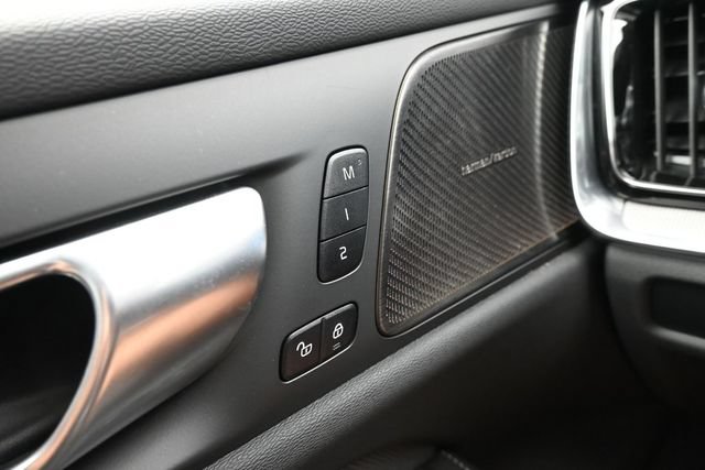 Used 2024 Volvo S60 B5 Plus w/ Climate Package FWD image 29