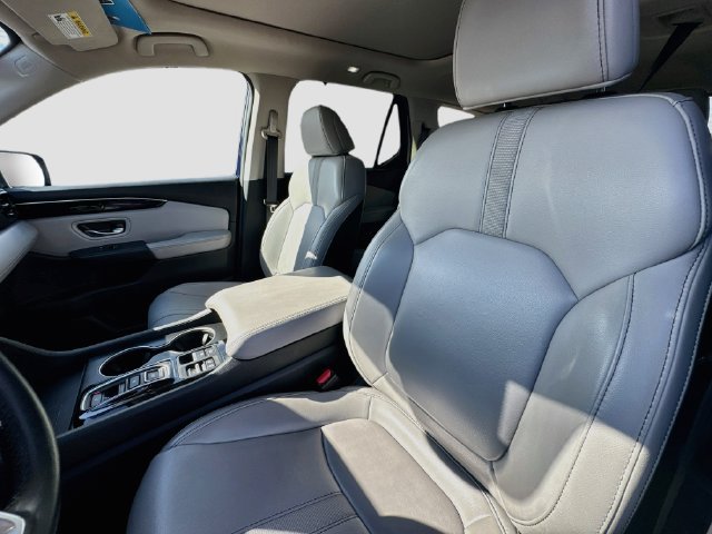 Certified 2025 Honda Pilot Touring image 27