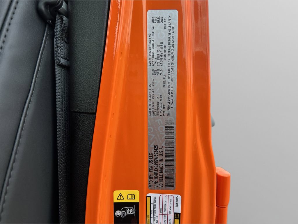 New 2025 Jeep Wrangler Unlimited Rubicon 392 image 26