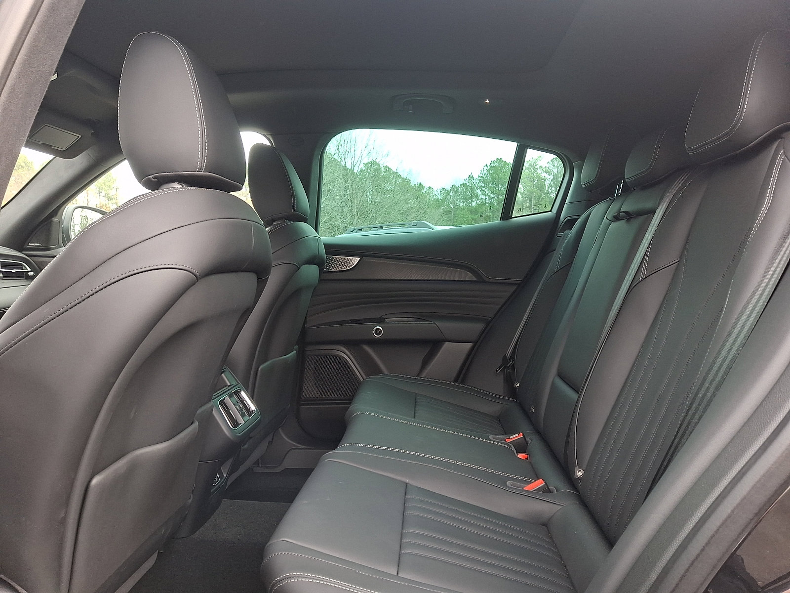 New 2025 Maserati Grecale GT image 18