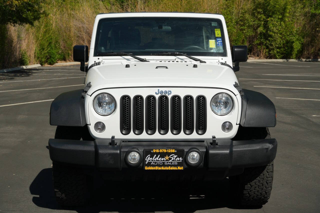 Used 2014 Jeep Wrangler Unlimited Sport w/ Mopar Black Appearance Group AWD/4WD image 9
