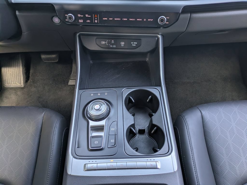 Used 2026 Kia Carnival LXS FWD image 19