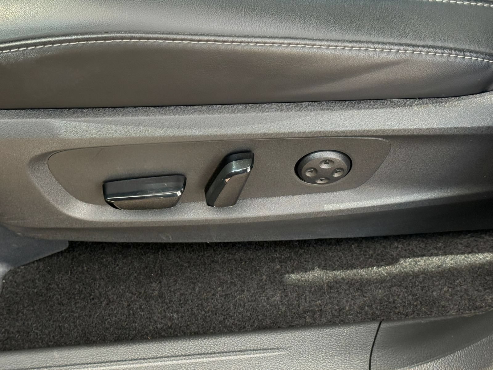 Used 2026 INFINITI QX60 Luxe AWD/4WD image 23