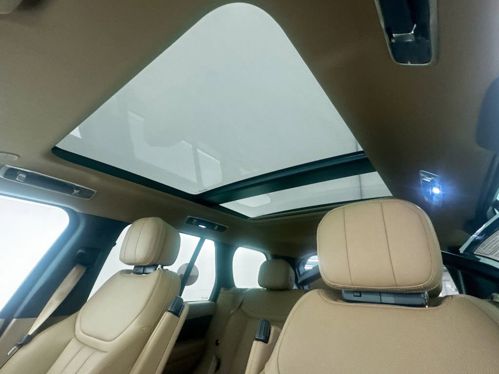 New 2026 Land Rover Range Rover SE AWD/4WD image 21